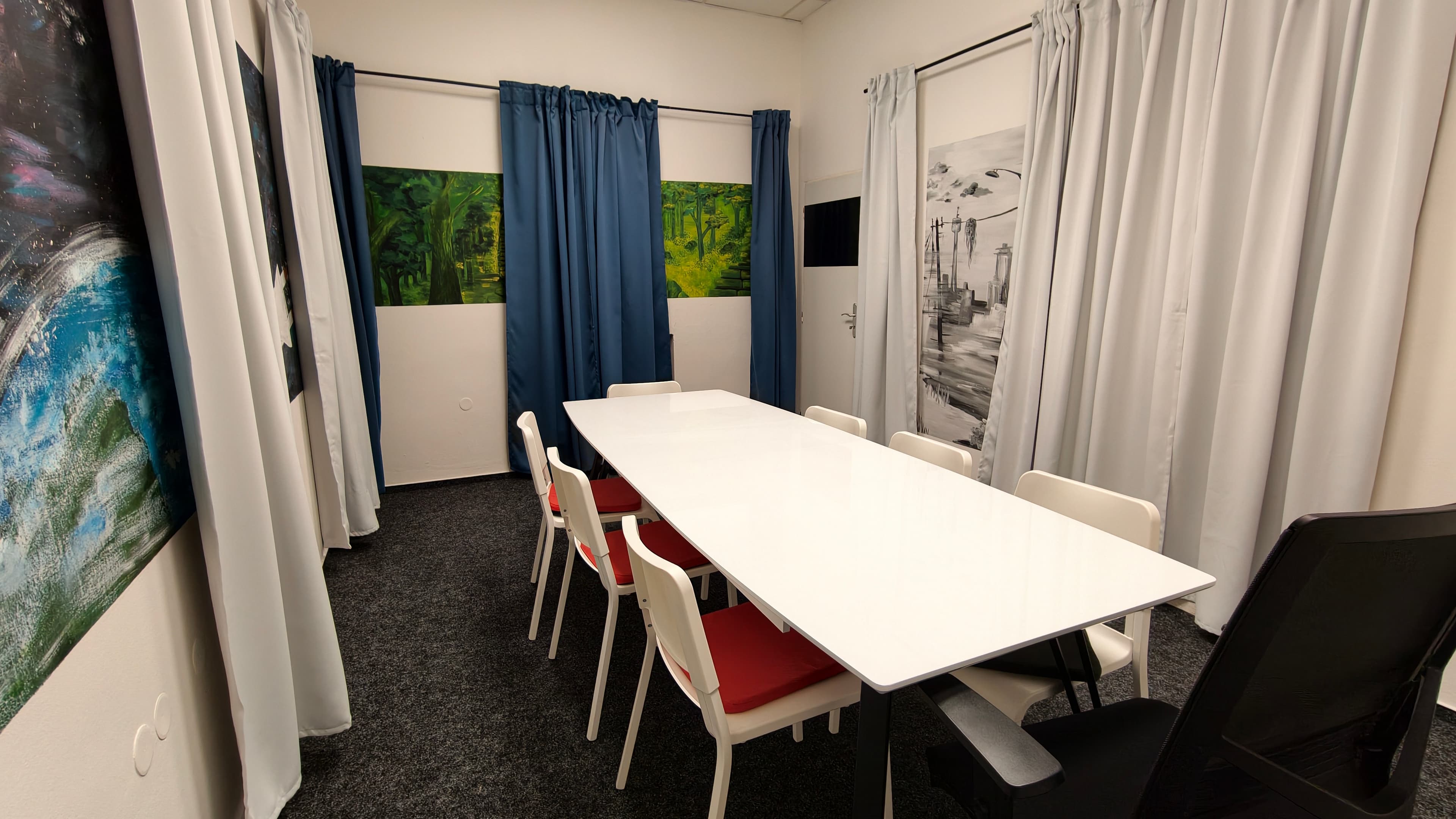 Another view of the meeting room prepared for play
